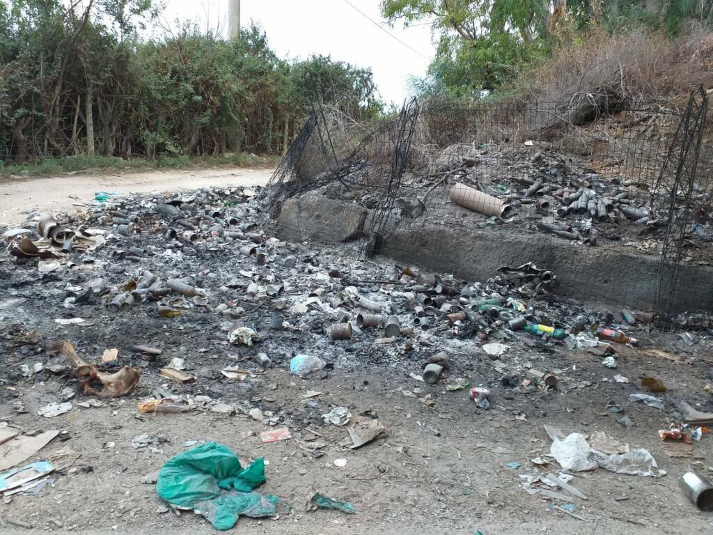 Partinico abbandono rifiuti contrada Milioto agosto 2019 (4)