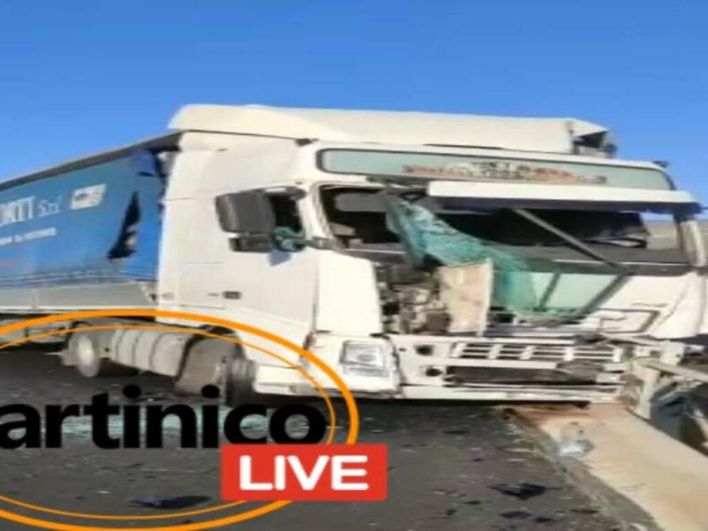 Alcamo est incidente Tir autostrada tragedia sfiorata 26-5-2021
