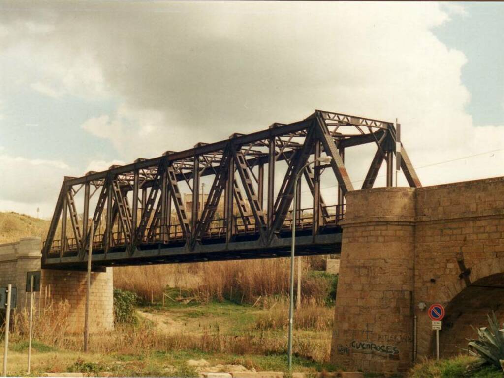 Balestrate ponte di ferro lungomare est