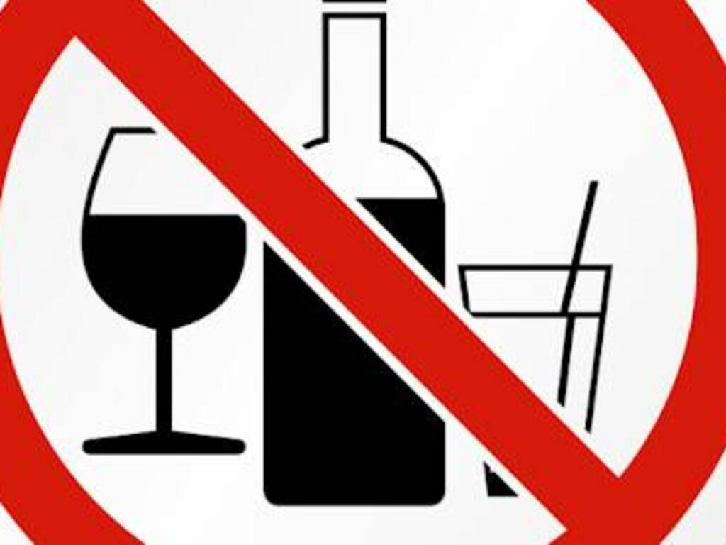 divieto vendita bevande alcoliche simbolo