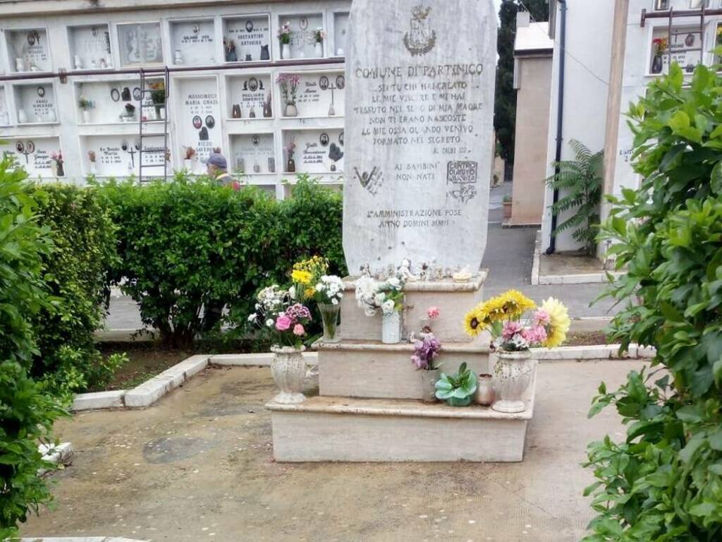 Partinico monumento cimitero ai bambini non nati