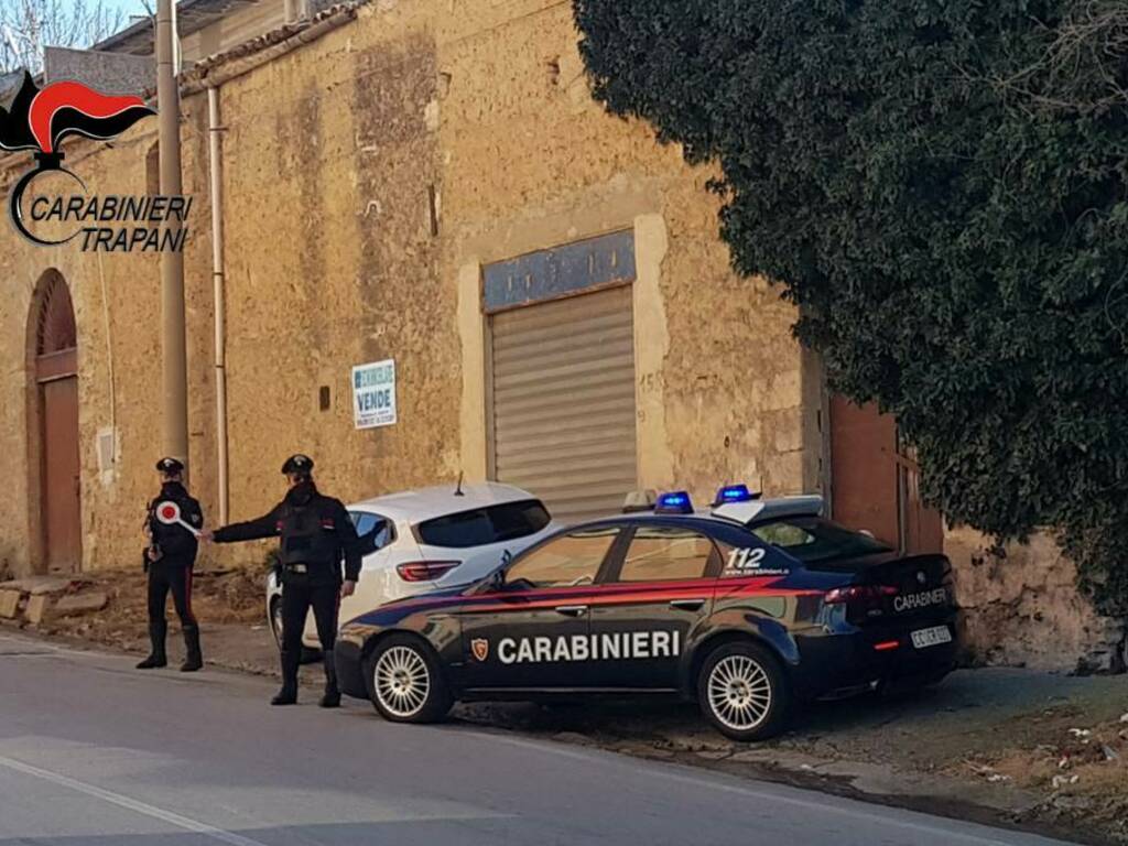 Alcamo carabinieri posto blocco