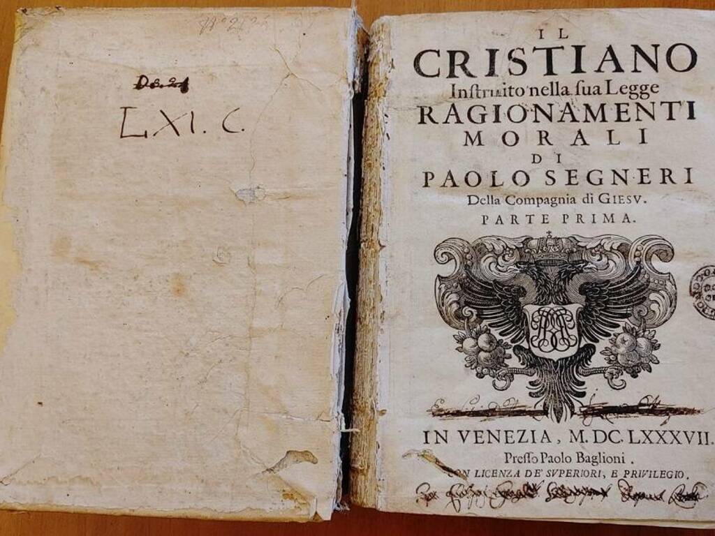 Carini recuperato libro antico rubato nel 1993 alla biblioteca (2)