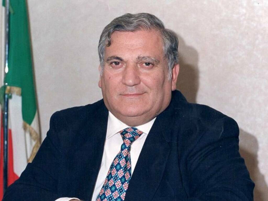 E' morto l'ex sindaco di Carini e deputato alla Camera Nino Mannino