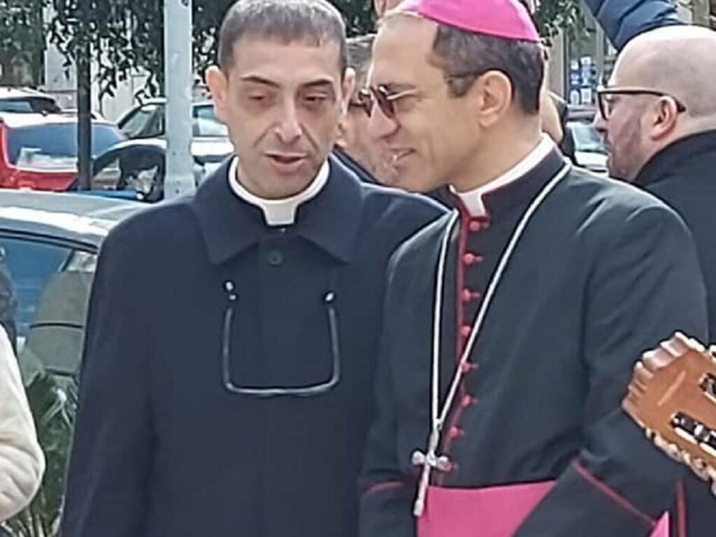 A Partinico saluta il sacerdote della chiesa del Ss.Salvatore, don Carmelo Migliore, che per motivi di salute deve lasciare la guida 