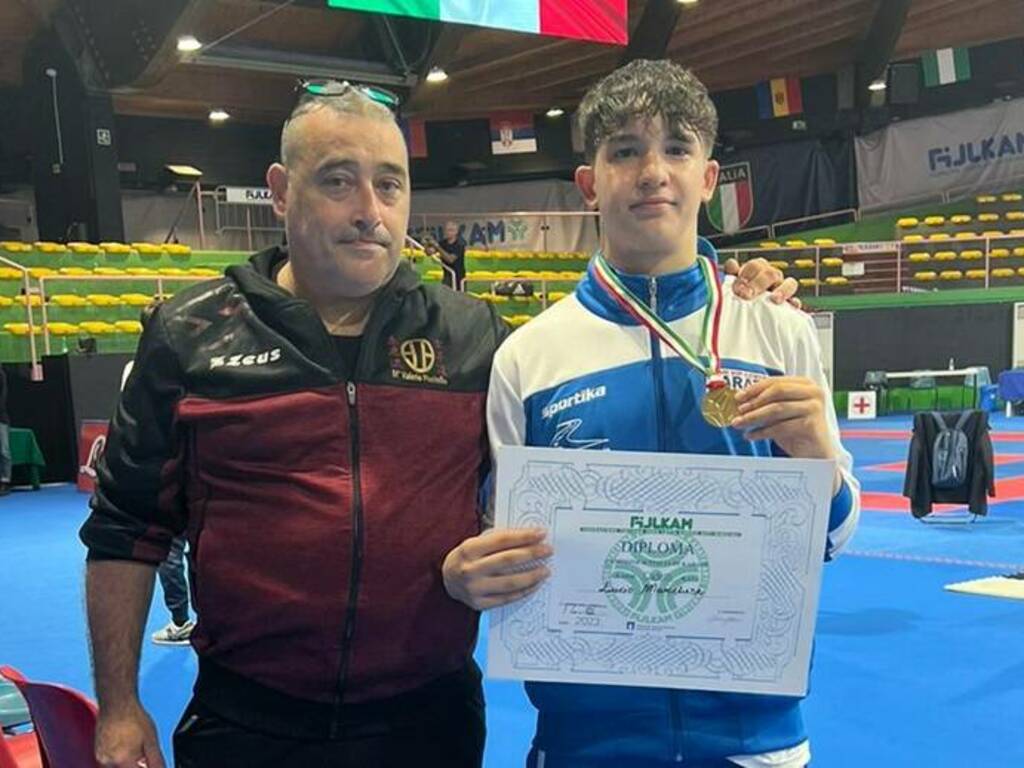L’atleta Lucio Marchese di Partinico è campione italiano di karate Fijlkam, medaglia d’oro nella specialità del Kata