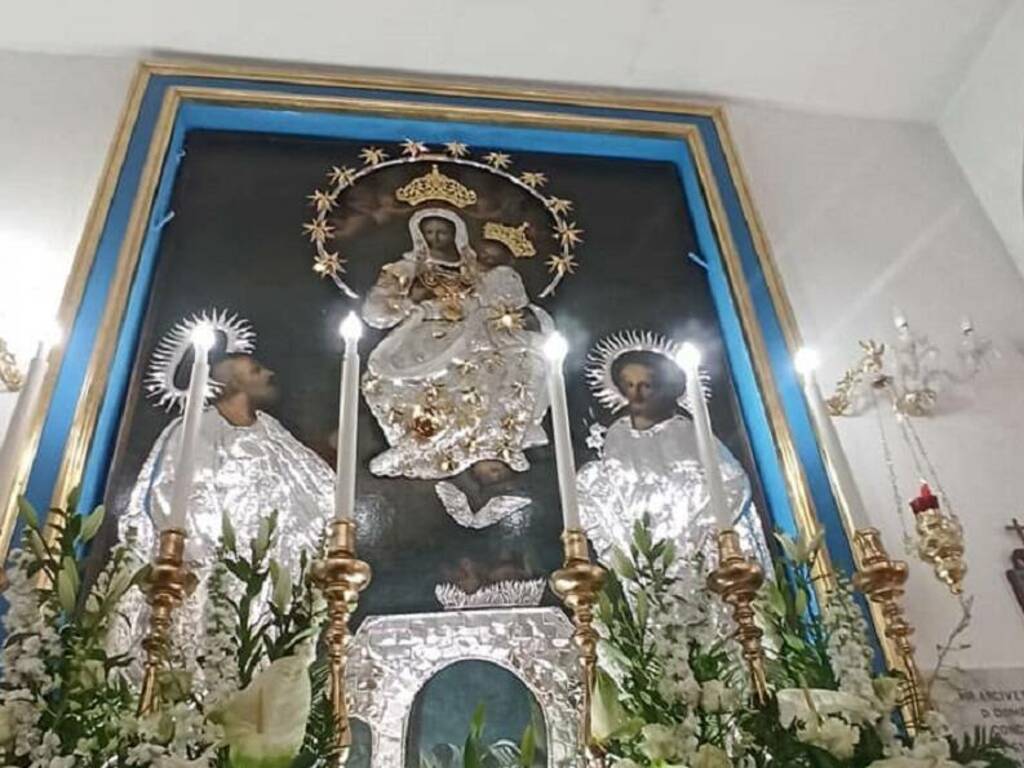 Oggi dopo 6 mesi torna in chiesa Madre a Partinico il venerato quadro della Madonna del Ponte, è atteso in serata in processione
