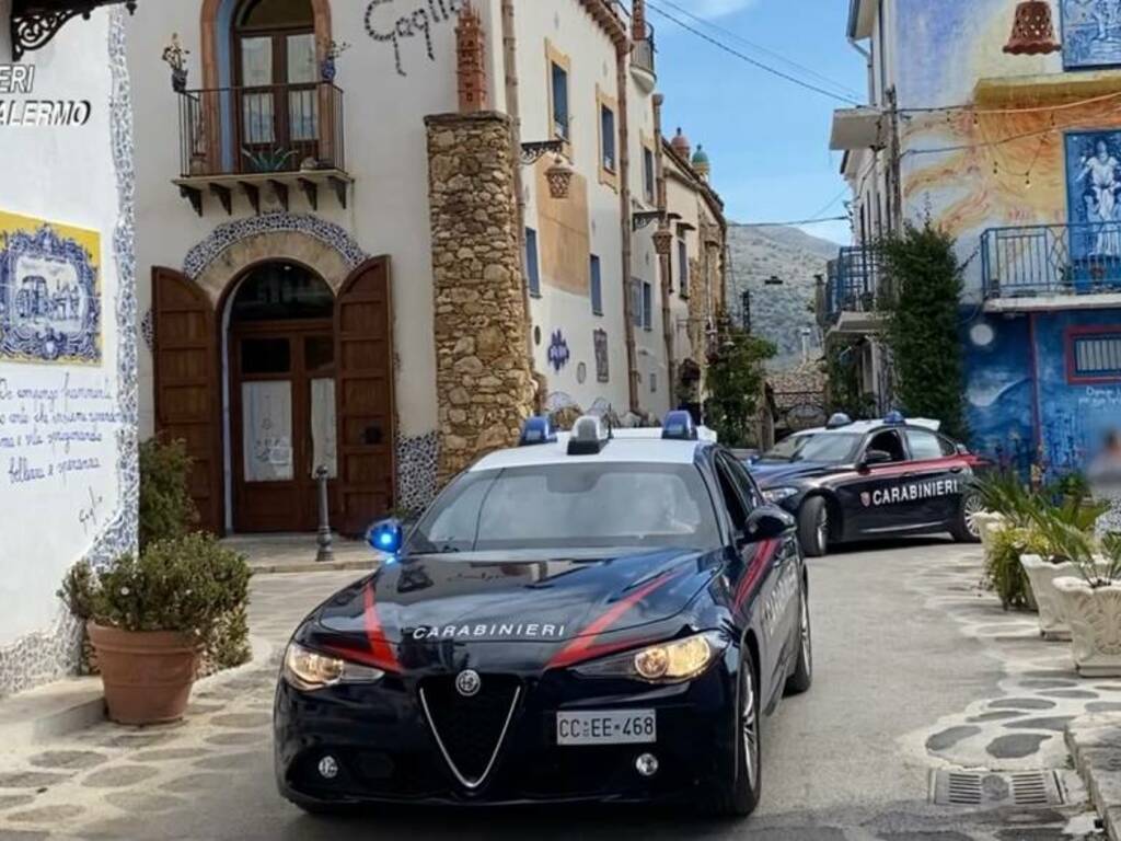 Sgominata dai carabinieri un’associazione a delinquere tra Partinico e Balestrate per appalti pilotati e corruzione, 11 indagati   