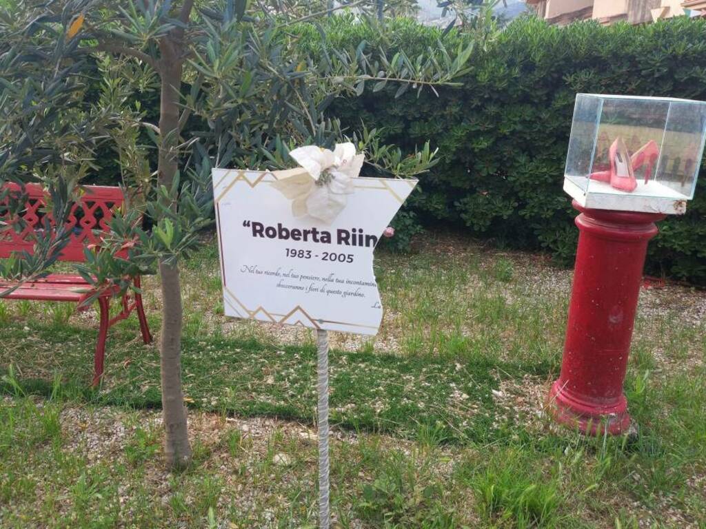 Ancora vandali a Partinico in azione, ad essere stata danneggiata la targa di commemorazione di Roberta Riina 