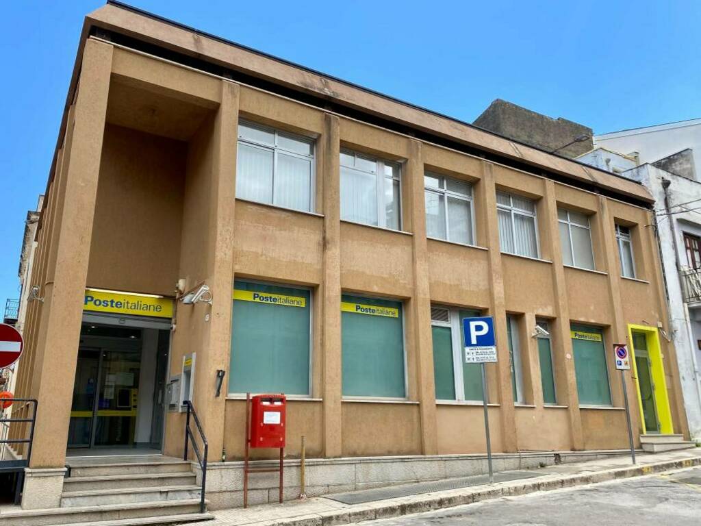 Ristrutturato l'ufficio postale di via Verdi a Castellammare del Golfo, l'immobile oggetto di lavori nell'ambito del progetto Polis